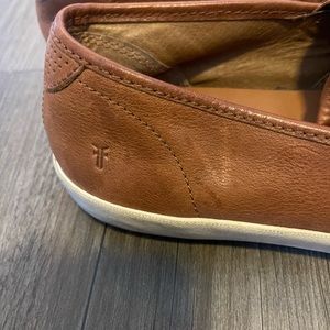 Frye Mens size 9 brown